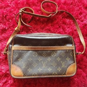 Louis Vuitton Trocadero 27